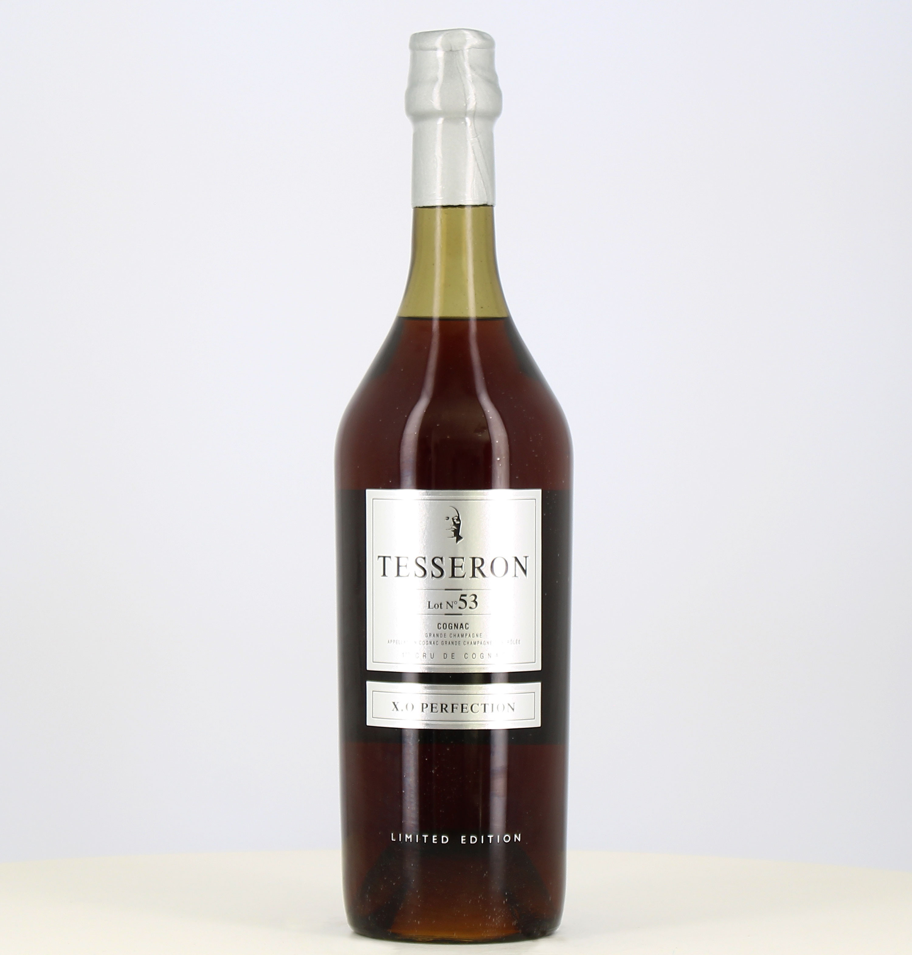 Magnum cognac Tesseron lot n53 1er Cru de cognac X.O Perfection 1.75L

This is a bottle of Magnum cognac Tesseron lot n53 1er Cr 