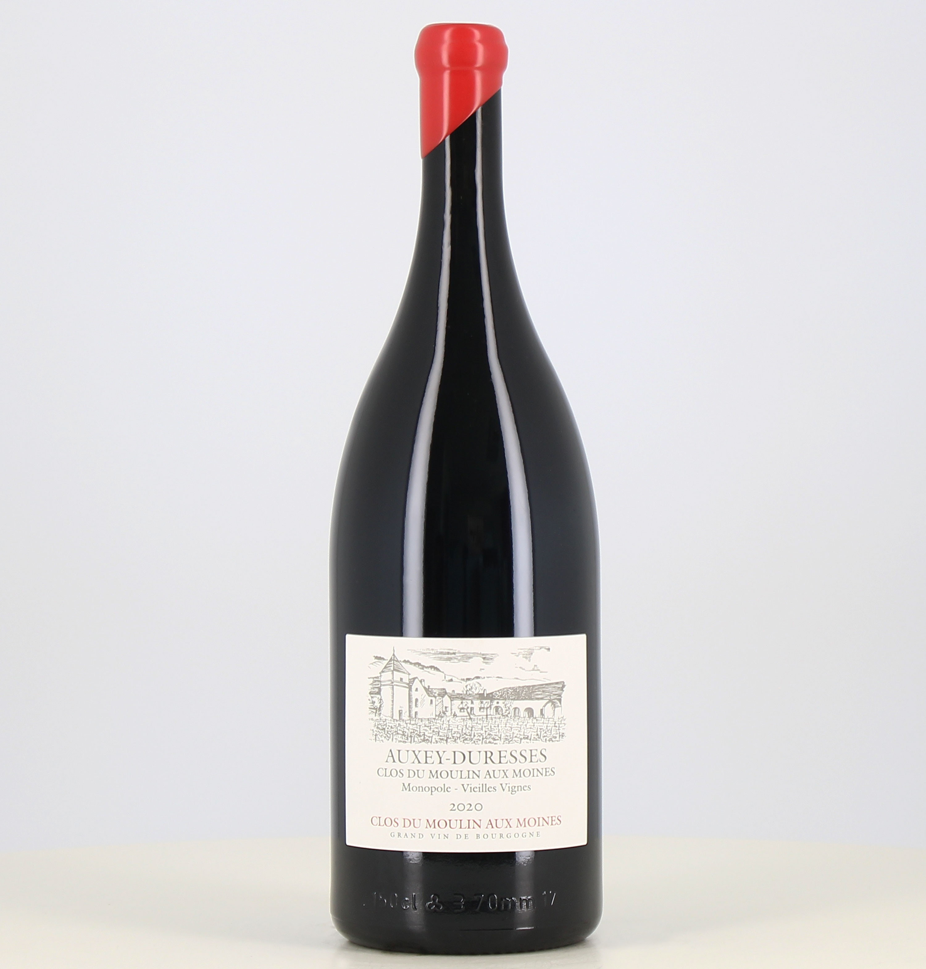 Magnum di vino rosso Auxey Duresses Moulin aux Moines, vecchie vigne biologiche Monopole 2020. 