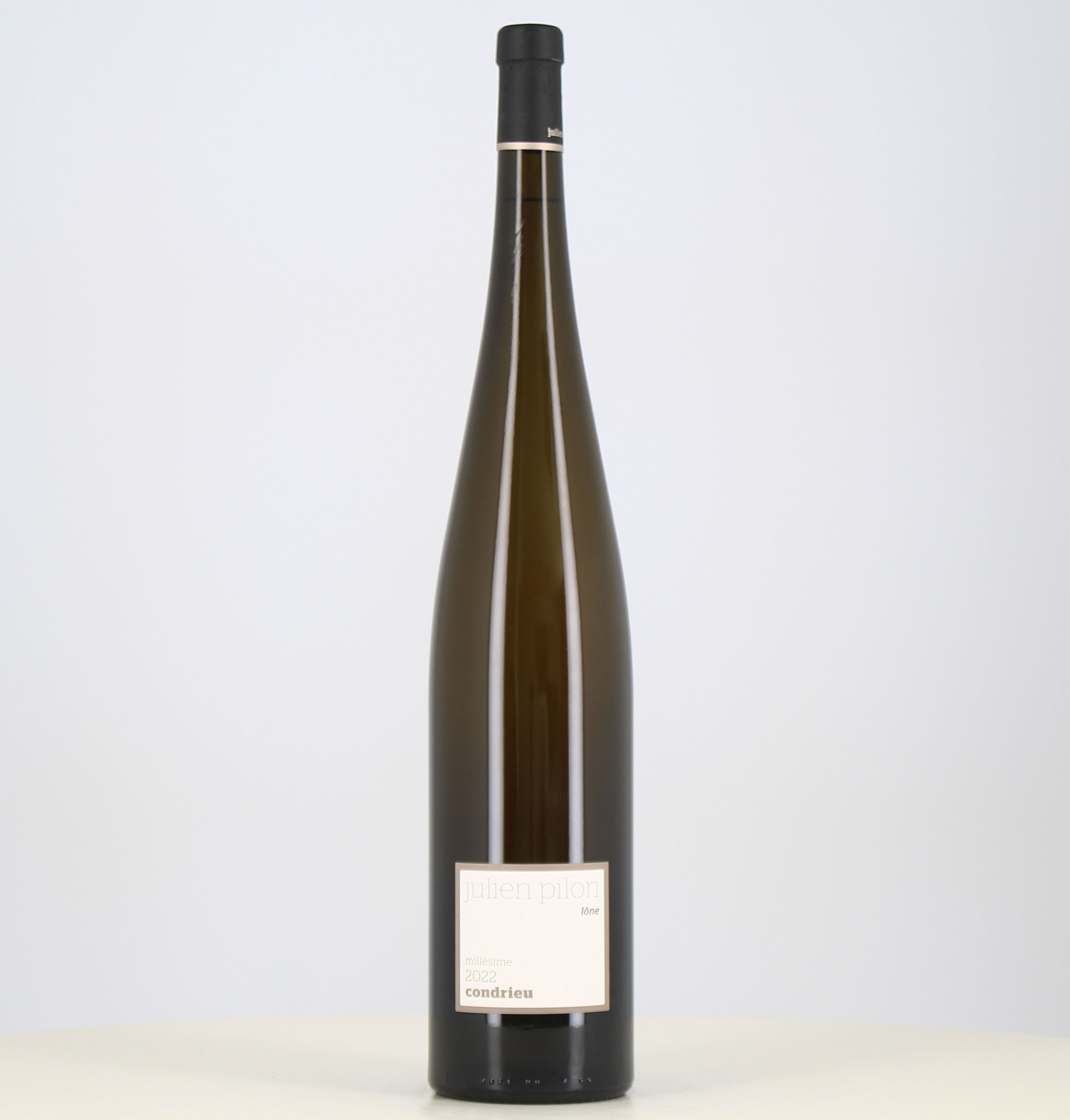Magnum di vino bianco Condrieu Lone Julien Pilon 2022. Magnum di vino bianco Condrieu Lone Julien Pilon 2022.