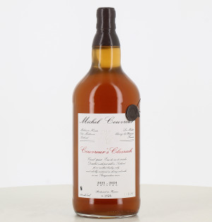 Magnum whisky Couvreur's Clearach 43°This translates to "Magnum whisky Couvreur's Clearach 43°" in English.