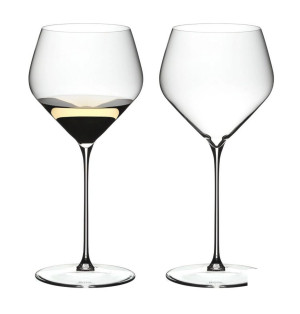 2 glasses Chardonnay Veloce Riedel