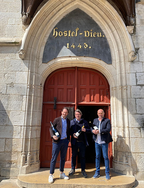 Magnum de vin, situé au cœur de Beaune